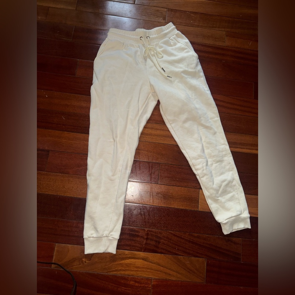 JLUXLABEL Ribbed Cream Knit - Picture 2 of 4